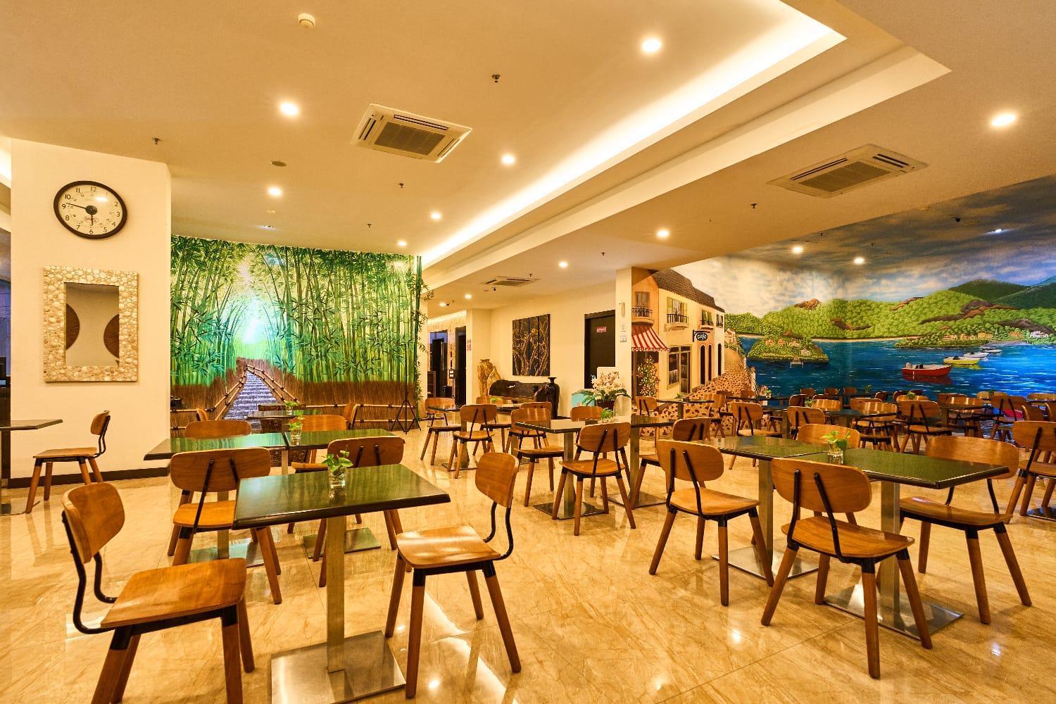 Grand Orchid Hotel Yogyakarta Maguwo Exterior photo